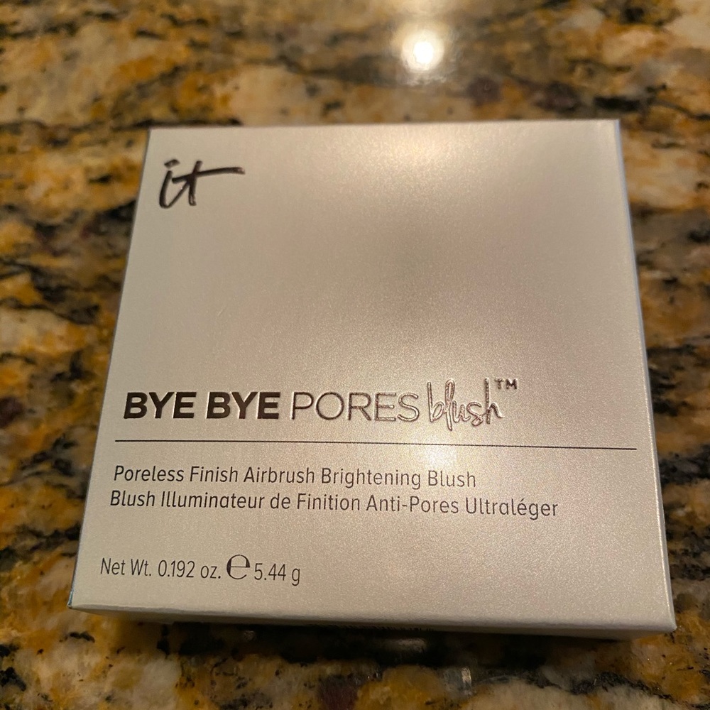 It Cosmetics Bye Bye Pores Blush